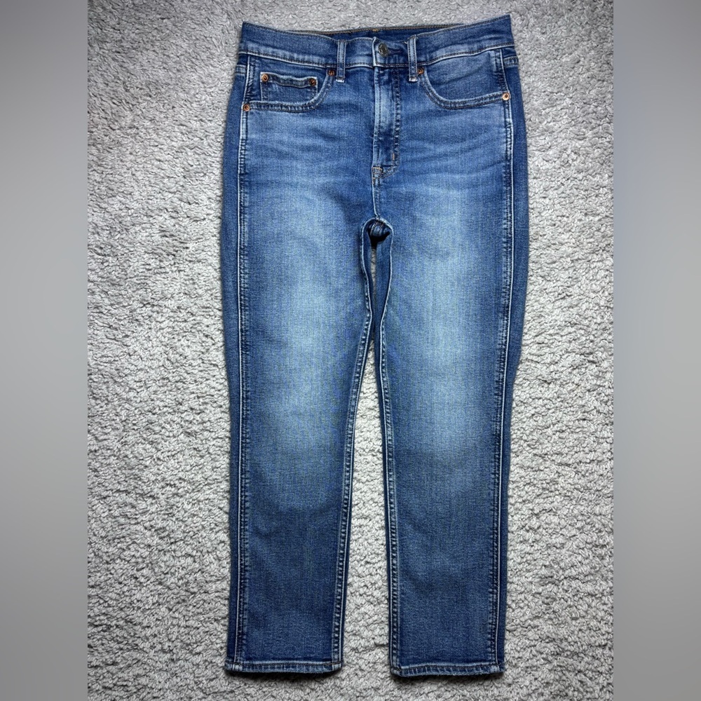 Gap  Womens 6 Petite (fit like 2/4) Slim High Rise Stretch Clean Denim Classic
